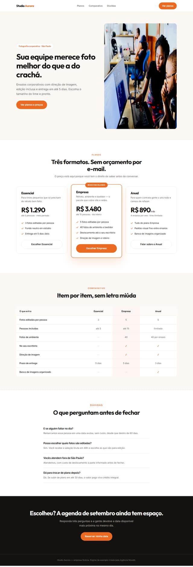 Página de exemplo do modelo Catálogo de serviços