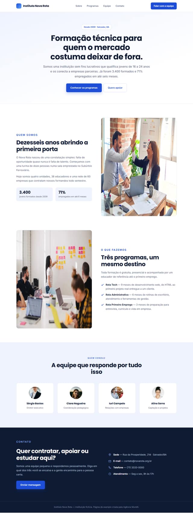 Página de exemplo do modelo Institucional compacto
